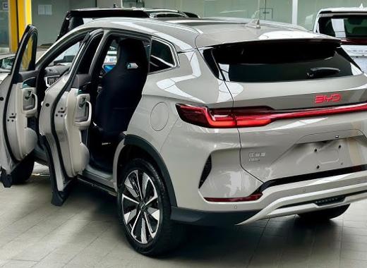 BYD Song Plus DM-i 2025 Flagship