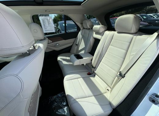 Mercedes-Benz GLE 450 4MATIC 2024 (Nearly New)