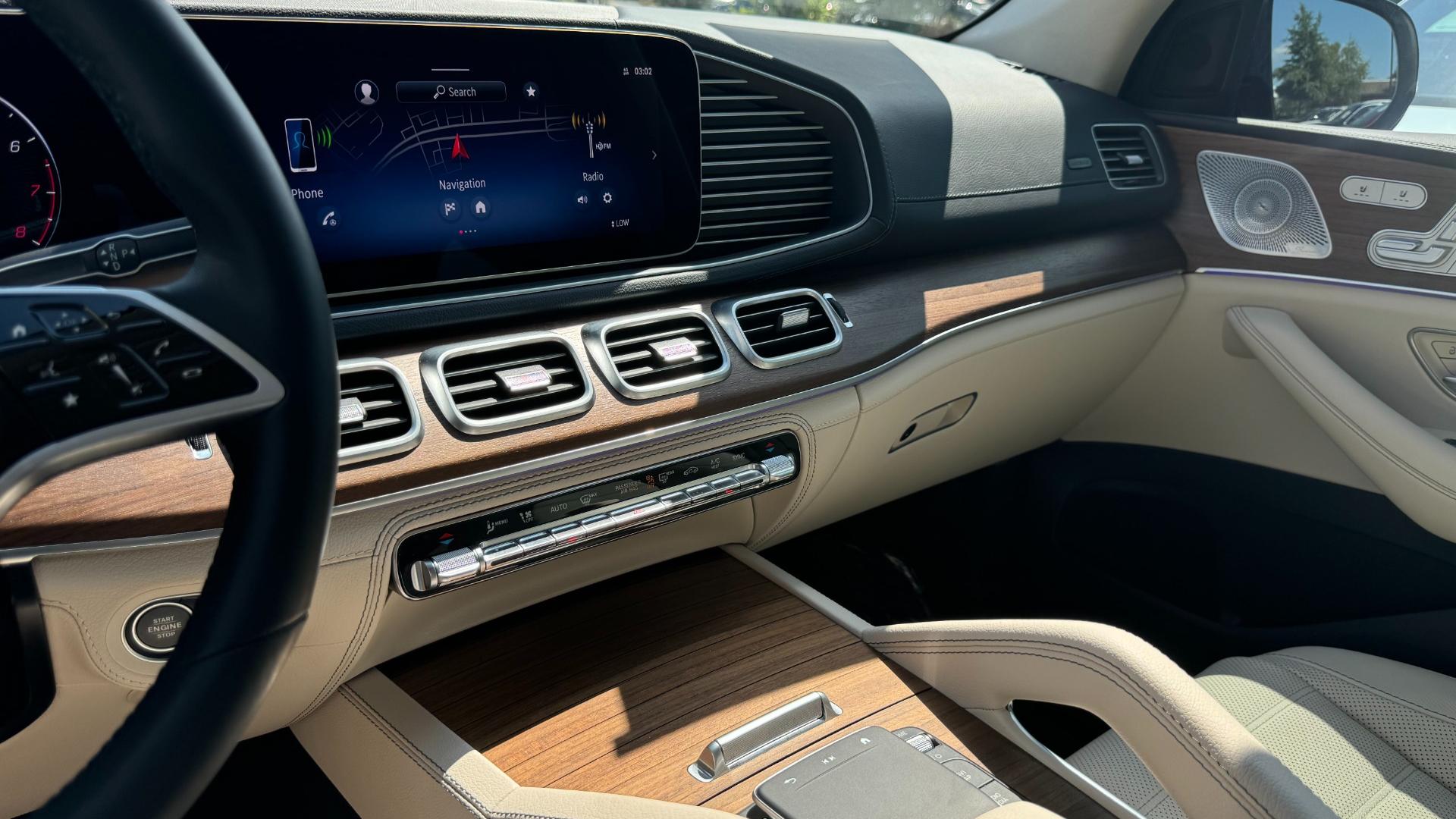 Mercedes-Benz GLE 450 4MATIC 2024 (Nearly New)